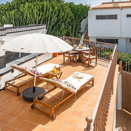 Villa Corralejo Bay Beachfront Corralejo By Holidays Home Esterno foto
