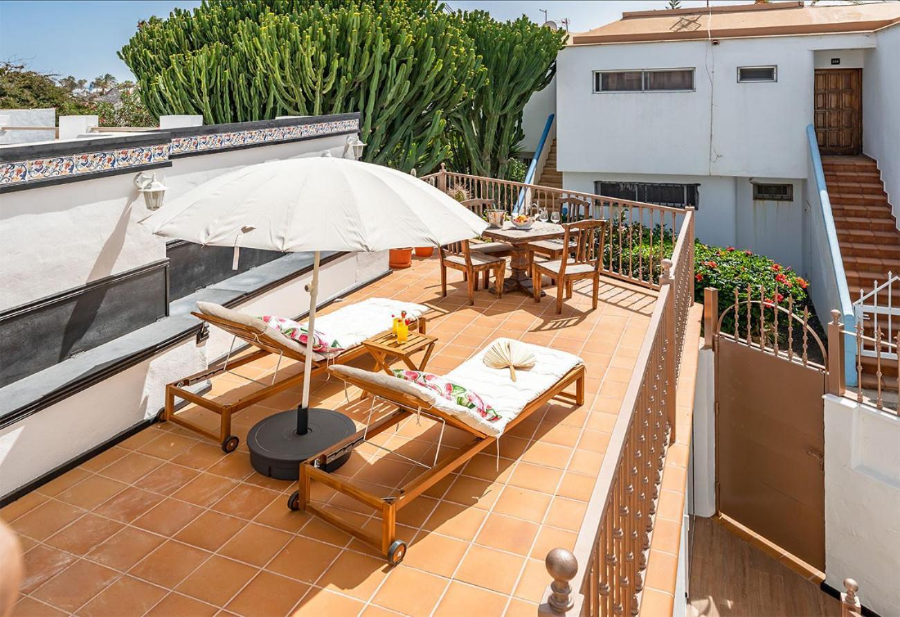Villa Corralejo Bay Beachfront Corralejo By Holidays Home Esterno foto