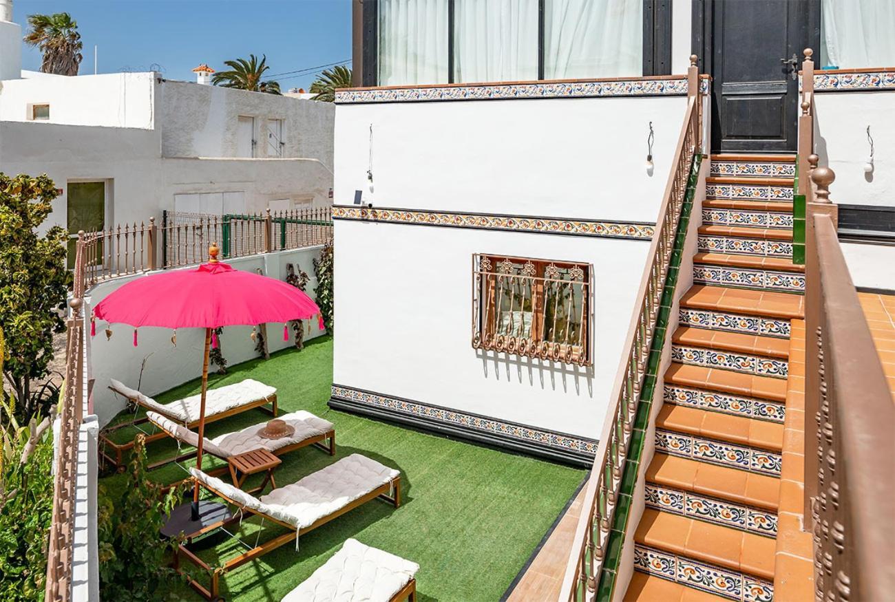 Villa Corralejo Bay Beachfront Corralejo By Holidays Home Esterno foto